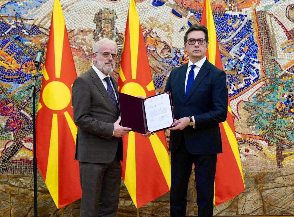  Xhaferi merr mandatin për formimin e Qeverisë teknike në Maqedoni të Veriut