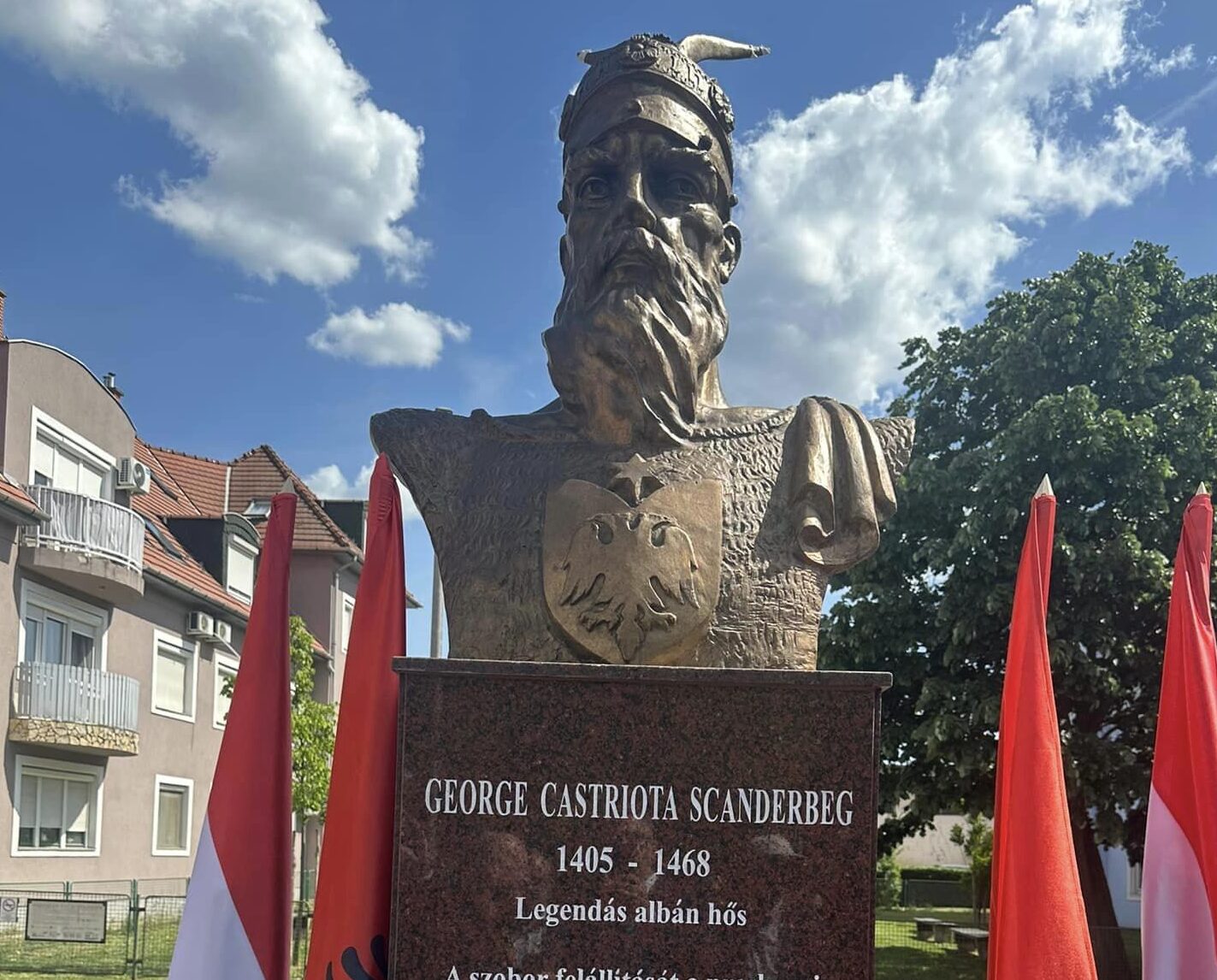  Busti i Skënderbeut vendoset në Eger të Hungarisë